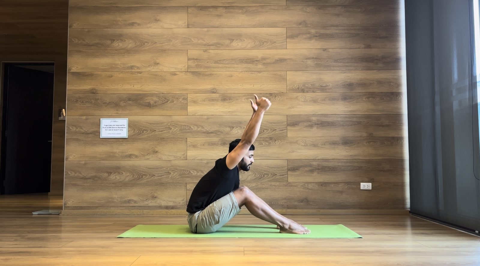 Seated shoulder and core drill